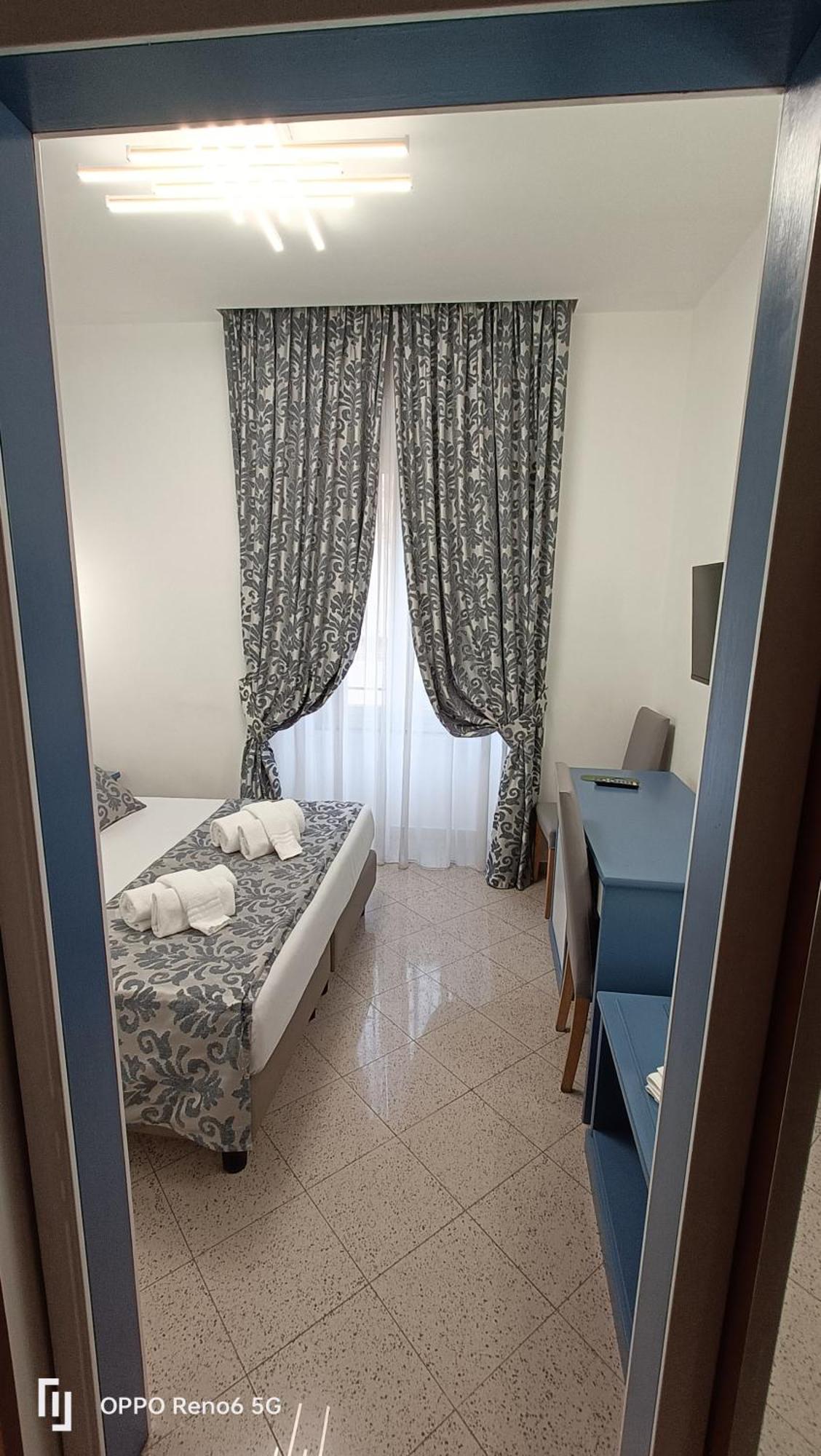 House 4 Mori Guest house Rome